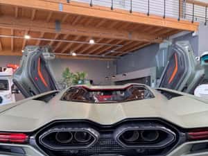 Lamborghini Revuelto Automată 1016 HP Hibrid (B/E) — miniatura 4
