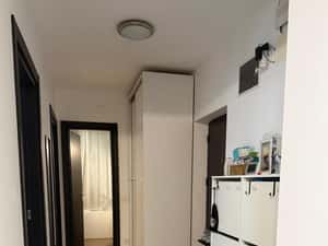 Titan Auchan 2 camera + loc de parcare dublu (contra cost) — miniatura 3