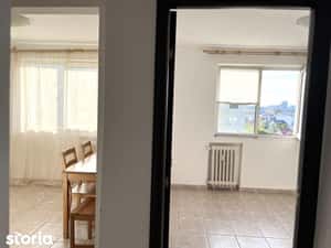 Apartament 4 camere decomandat, 65 mp, zona Lacul Tei — miniatura 5