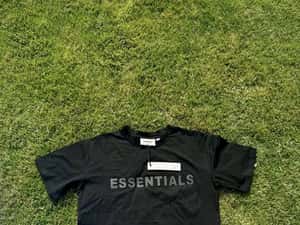 Tricou negru ESSENTIALS  / PREMIUM 2025 — miniatura 5
