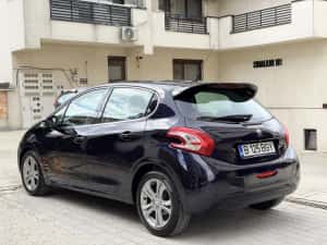 Peugeot 208 1.6 Diesel 95Cp 2014 EURO 5 — miniatura 4