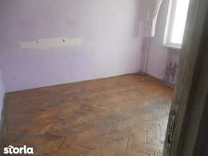 Precista-etajul 3-bloc din anul 1982-decomandat — miniatura 4