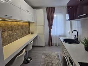 Apartament cu 3 camere, parter, Târgu Mureș