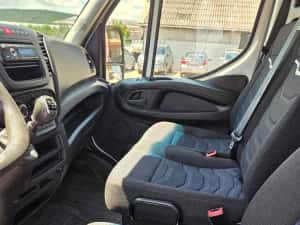 iveco daily an 2021  prelata 5 m lungime axa  spate dubla  impecabil  categ B — miniatura 5