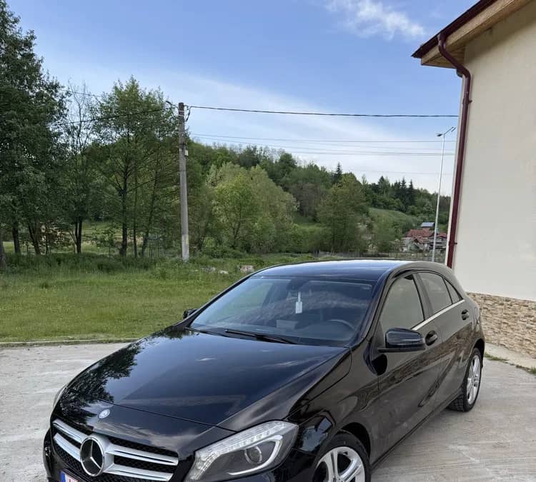 Mercedes A-Klasse A 180 BlueEfficiency Urban Cutie Automata — fotografie 1 din 10