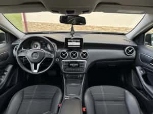 Mercedes A-Klasse A 180 BlueEfficiency Urban Cutie Automata — miniatura 8