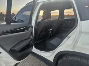 BMW X1 2.0 DIESEL -143 CP-- 2012 4X4 — miniatura 6
