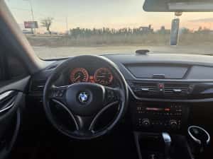 BMW X1 2.0 DIESEL -143 CP-- 2012 4X4 — miniatura 7