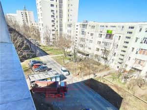 Apartament 70mp 3 camere Podu Ros - Fara Risc — miniatura 5