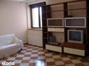 Inchiriere apartament patru camere Cotroceni Medicina metrou Eroilor — miniatura 4