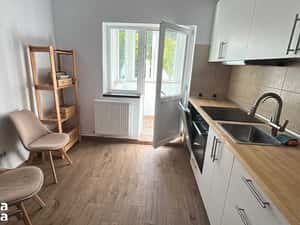 Apartament de inchiriat Iasi, Sos. Arcu, 3 camere, 2 bai, o bucatarie — miniatura 3