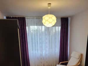 Inchiriez apartament 2 camere decomandat Sector 4