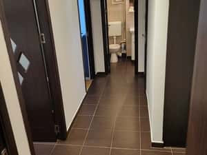 Inchiriez apartament 2 camere decomandat Sector 4 — miniatura 6