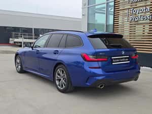 BMW Seria 3 330i xDrive Touring M-Paket AT 258 CP — miniatura 5