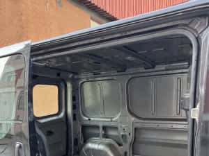 Opel Vivaro 2013 ,2.0 diesel — miniatura 9