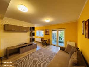 Apartament 2 camere + gradina proprie 36 mp, mobilat si utilat — miniatura 3