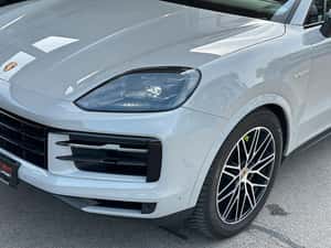 Porsche Cayenne 2023 Hibrid - 70.518 km — miniatura 5