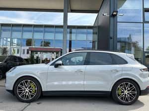 Porsche Cayenne 2023 Hibrid - 70.518 km — miniatura 6