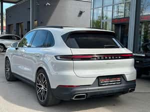Porsche Cayenne 2023 Hibrid - 70.518 km — miniatura 7