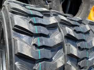 JCB Cauciucuri incarcator 10-16.5 cu 10Pliuri livrare rapida — miniatura 6
