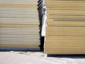 Panouri sandwich pentru pereti si acoperis, garaj, hala, magazie