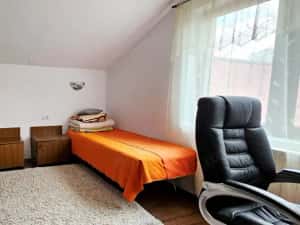 Proprietate Piatra Neamt - vila cocheta cu garaj, beci si teren — miniatura 7