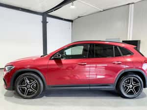 Mercedes-Benz GLA 220 SUV second-hand, 55.000 km — miniatura 2