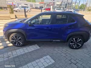 TOYOTA YARIS CROSS 1.5 VVT-i HSD 4x4 Exclusive Premiere — miniatura 5