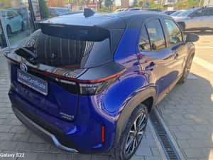 TOYOTA YARIS CROSS 1.5 VVT-i HSD 4x4 Exclusive Premiere — miniatura 6