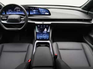 Lucid Air - 11.500 km, Electric, 487 cp — miniatura 4