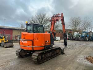 Inchiriez Excavator 2.8t 3.5t 8.5 t Cilindru Compactor Picon Demolari — miniatura 7