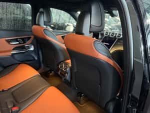 Mercedes-Benz GLC 300 SUV Second hand - 23.990 km — miniatura 4