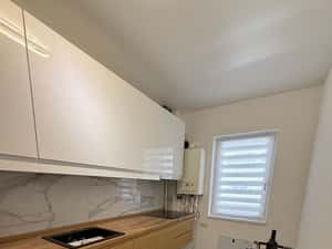 Garsonieră nouă cu balcon și lift, aproape de parcuri — miniatura 4