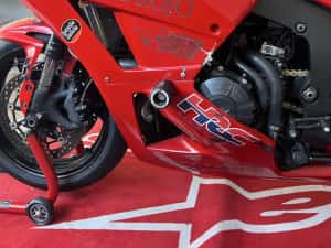 Honda CBR 600RR — miniatura 6