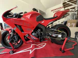 Honda CBR 600RR — miniatura 10