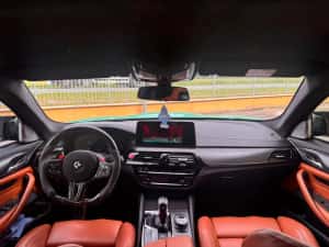 Bmw M5 Competition — miniatura 5
