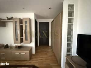 Apartament 2 camere, zona centrala — miniatura 6