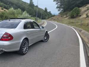Mercedes-benz E400  AVANTGARDE Km 168000 — miniatura 4