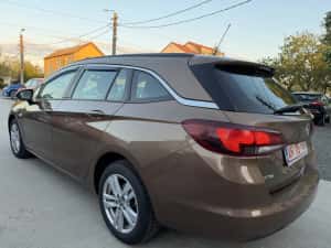 Opel Astra 1,6 cdti Rate Fixe 12 Luni Garantie Livrare Gratuita — miniatura 5