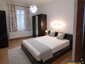 Rezidenta 4 camere,in farmec istoric, vedere Tampa,cu beci si pod,Centrul Istoric Brasov — miniatura 2