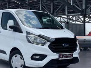 Ford Tourneo Custom L2 Manuală 170 HP Diesel — miniatura 2