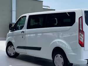 Ford Tourneo Custom L2 Manuală 170 HP Diesel — miniatura 4
