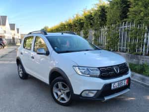 Dacia Sandero Stepway 2019 / 1.5 Dci — miniatura 2