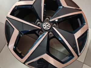 Vand jante de aliaj OEM pentru vw ID3 pe 19 — miniatura 3