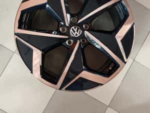 Vand jante de aliaj OEM pentru vw ID3 pe 19 — miniatura 5