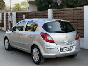 Opel corsa 1.2 benzina cutie automata cu doar 69.000 km reali — miniatura 3