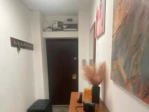 Inchiriez apartament 3 camere Cotroceni — miniatura 2