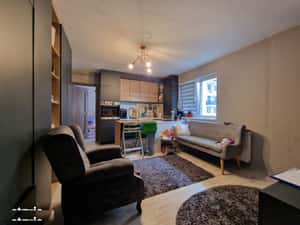 Apartament cu 3 camere  de vanzare, 52 mp, zona Vivo! — miniatura 1