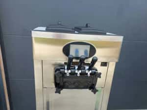 Masina de inghetata italiana Soft 2+1 Arome 220v 2450W NOUA — miniatura 7