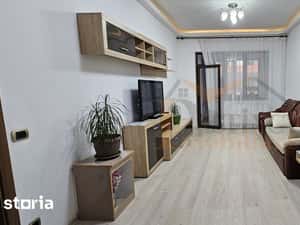 Vanzare apartament 3 camere, Isaran, 82 mp, mobilat-utilat. — miniatura 4